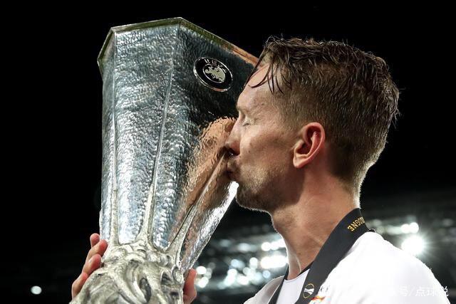 西甲-莫德里奇破门贝林厄姆绝杀 皇马2-1胜